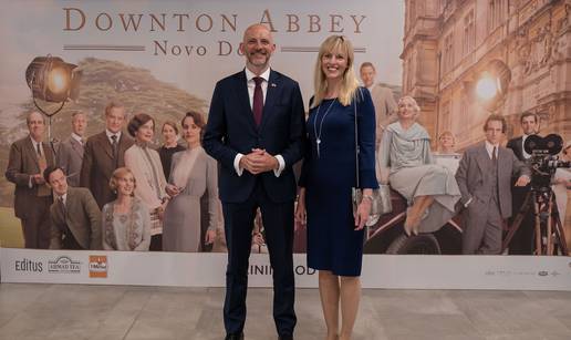 Britanski ambasador otvorio premijeru filma –  Downton Abbey: novo doba