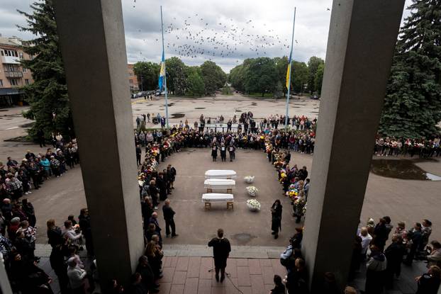 Funeral of the Tamara, Stanislav and Roman Martyniuk who were killed in a Russian missile strike in Korostyshiv