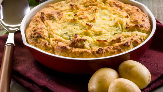 Večera koja će oduševiti sve ukućane: Torta od krumpira