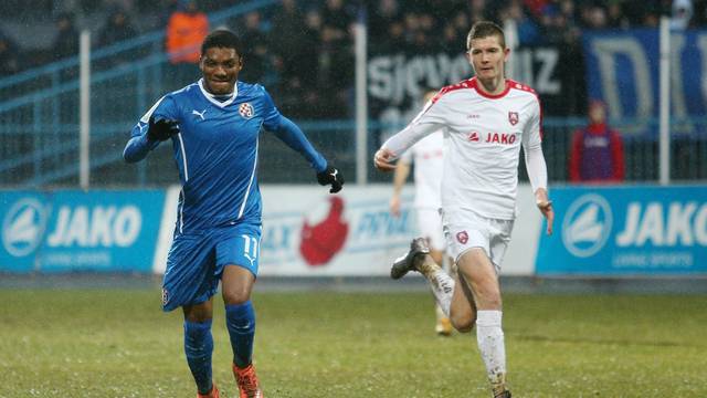 Dinamov preokret u 4 minute za povratak na vrh Prve HNL