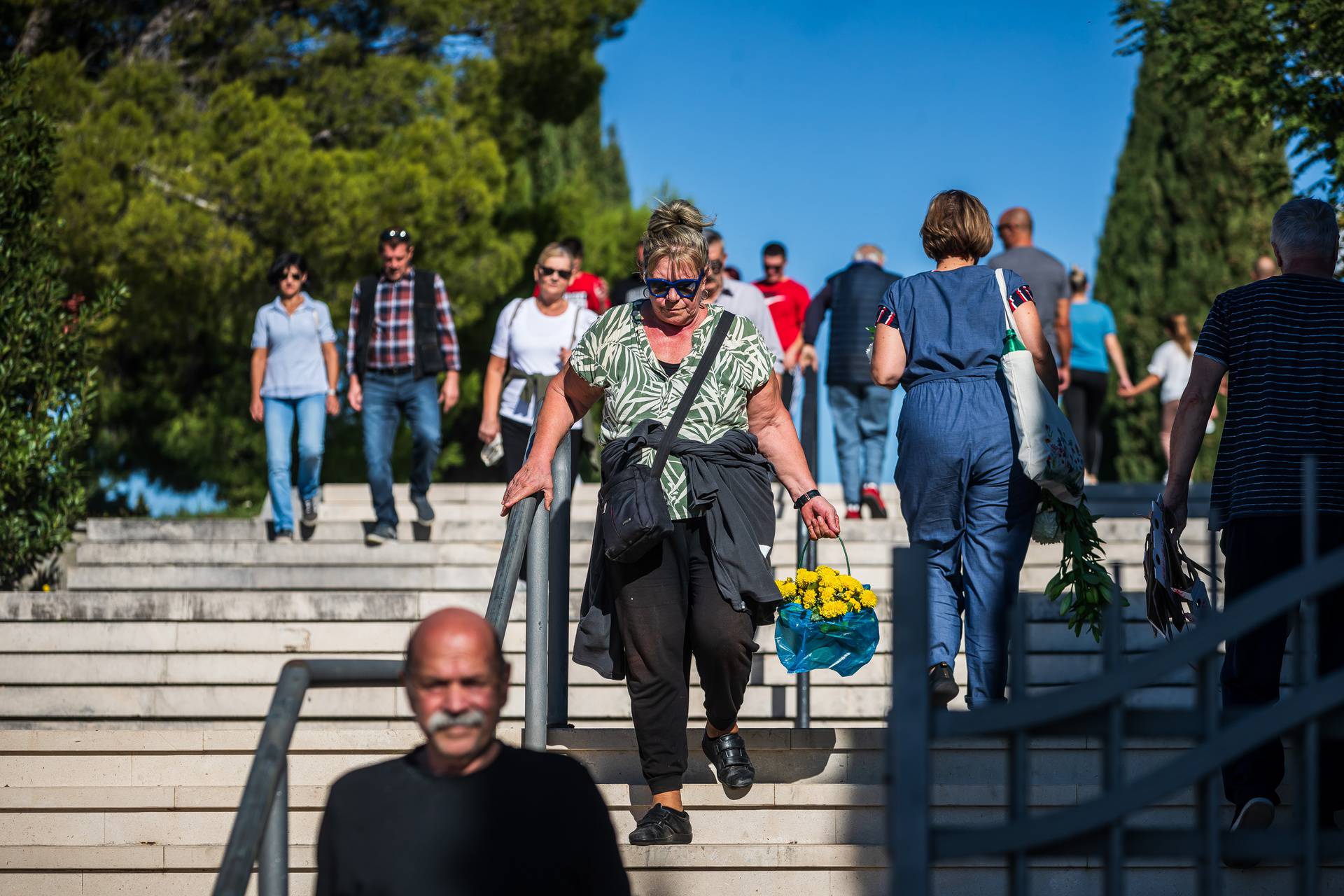 Splićani u obilasku grobova svojih najmilijih na groblju Lovrinac