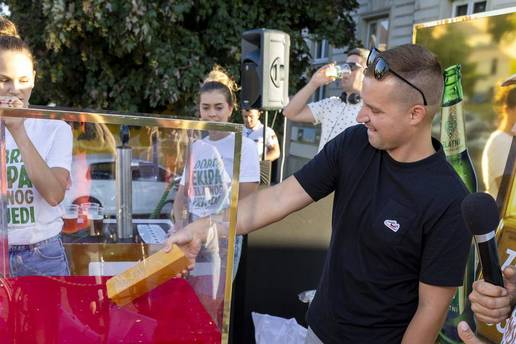 Evo kako i vi možete osvojiti kilogram investicijskog zlata koji je vrijedan čak 85.000 eura