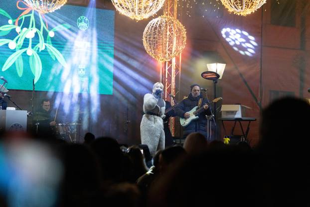Osijek: Otvorenje Adventa uz koncert Danijele Martinović