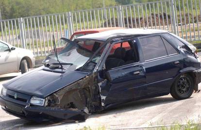 Mladić (20) autom udario u betonski zid i poginuo