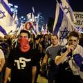 Netanyahu u strahu od pada vlade i uslijed velikih prosvjeda odgodio reformu pravosuđa
