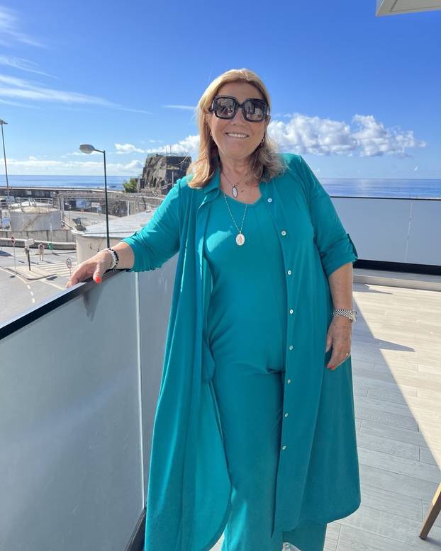 FOTO Mama Cristiana Ronalda nosi komplet od samo 17,99 €