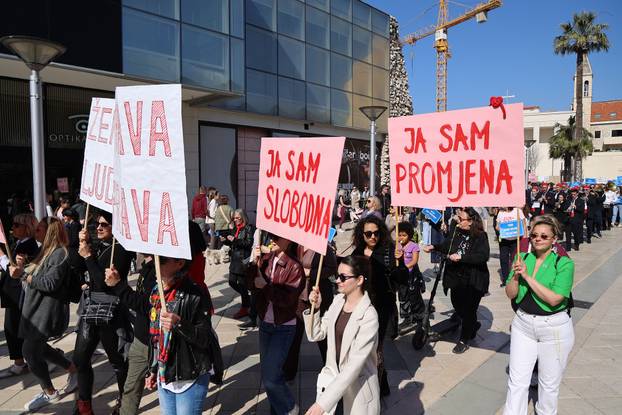 Split: Jubilarni 10. Marš za prava žena, u organizaciji udruge za ženska prava "Domine" i inicijative "Žene Splita"