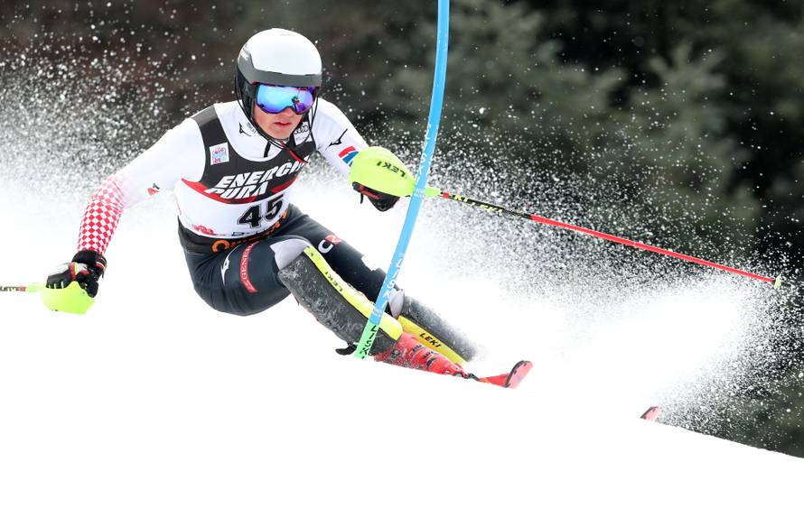 Zagreb: Hrvatski skijaÅ¡i u prvoj voÅ¾nji muÅ¡kog slaloma Snow Queen Trophy 2019.