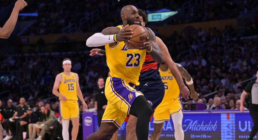 NBA: Washington Wizards at Los Angeles Lakers