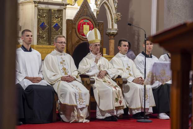 Osijek: Misno slavlje na svetkovinu Tijelova u osječkoj konkatedrali sv. Petra i Pavla