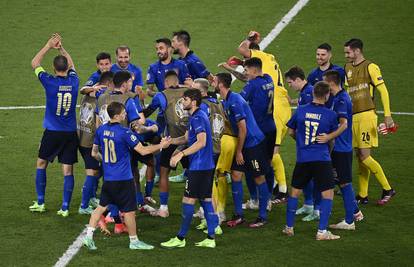 Italija prva reprezentacija u osmini finala: Pali i Švicarci!