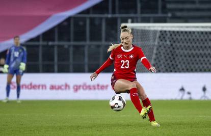Švicarske nogometašice izgubile 7-1 od muške U-15 selekcije. Savez pokušao sakriti rezultat