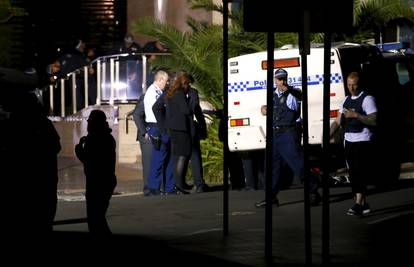 Teroristički napad u Sydneyu: Mladić (15) ubio dva policajca