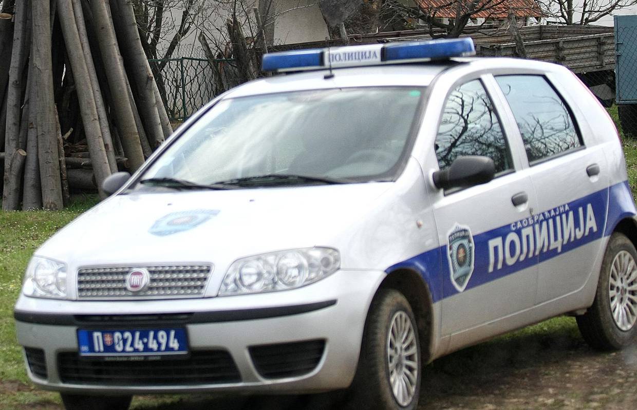 Užas u Srbiji: Dva muškarca su mučili i silovali ženu (68), na tijelo urezali svoje inicijale