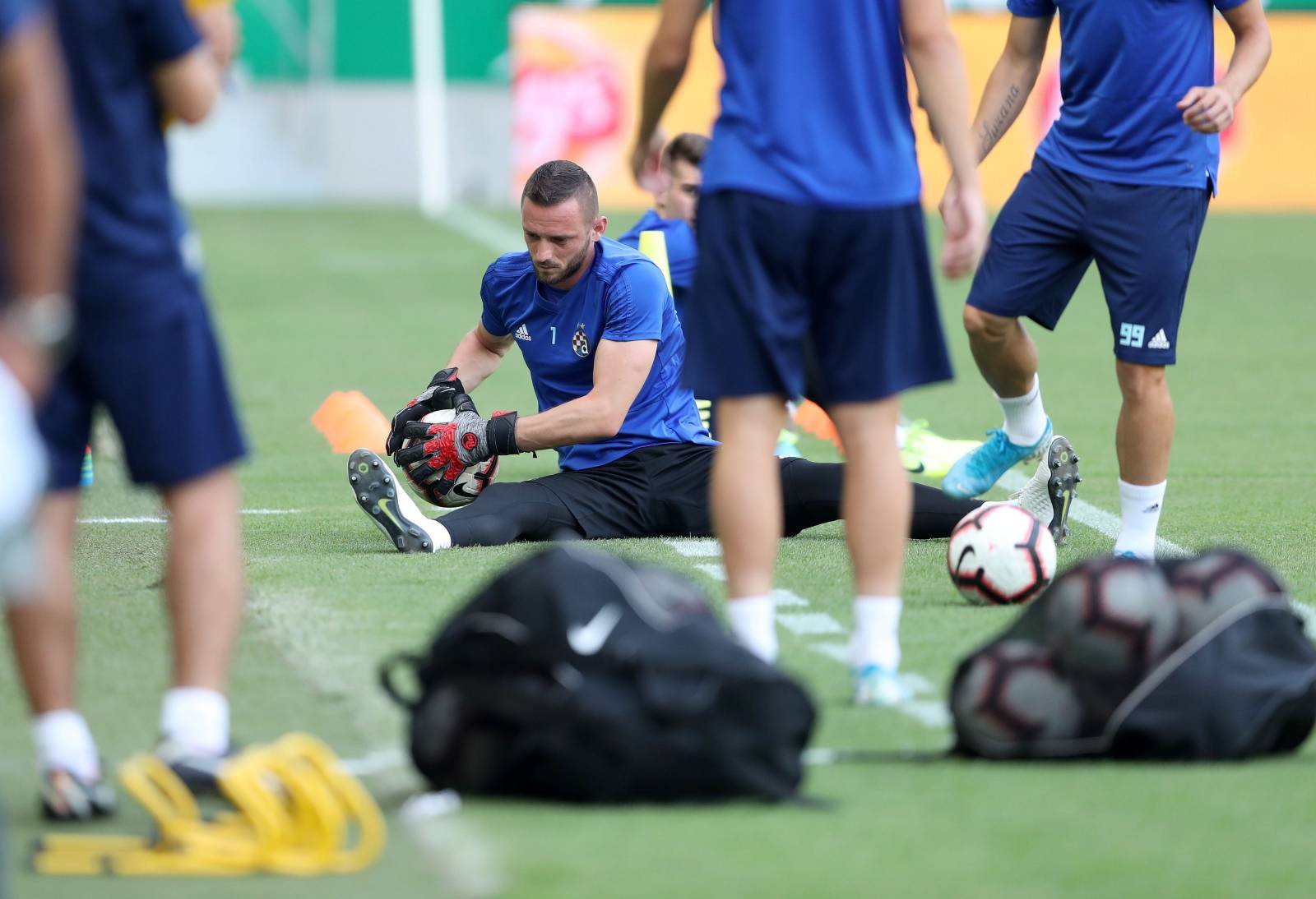 BudimpeÅ¡ta: Trening nogometaÅ¡a Dinama uoÄi uzvratnog susreta protiv Ferencvarosa