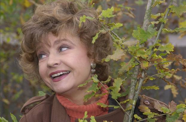 Prunella Scales death