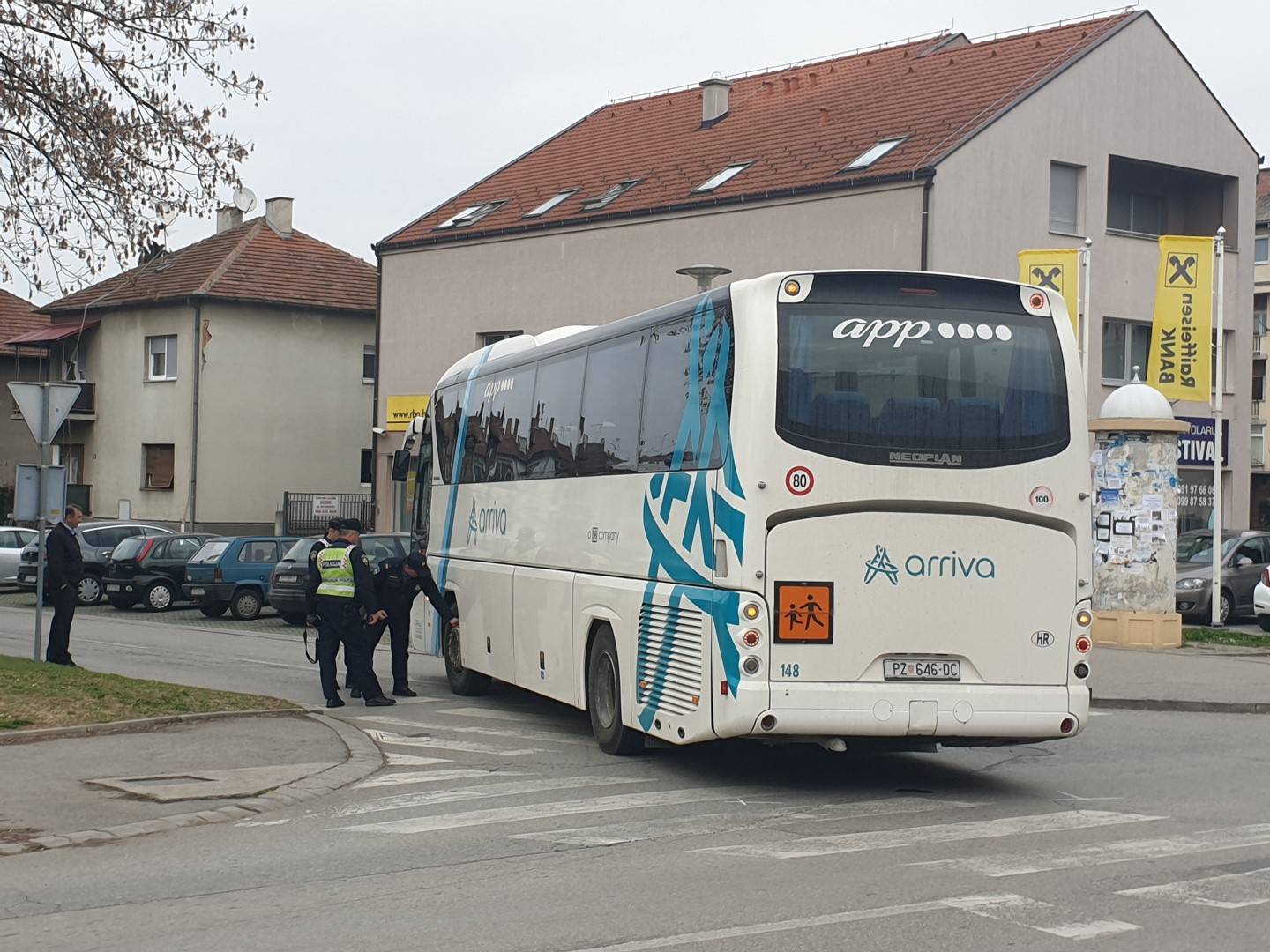 Autobus naletio na pješakinju u Požegi: Prevezli su je u bolnicu