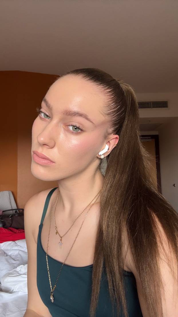 FOTO Nekoć je jahala, a danas je vrsna odbojkašica u Turskoj. Ona je 198 cm visoka senzacija