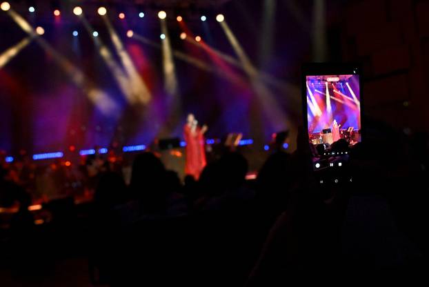 Zagreb: Nina Badrić održala koncert u Lisinskom