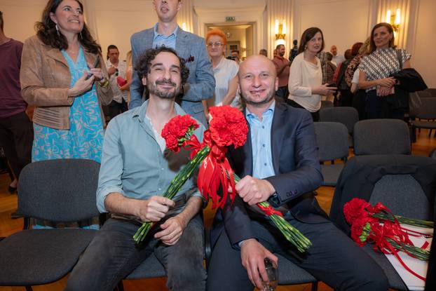 Zagreb: Na Svjetski dan slobode medija HND dodijelio nagrade za najbolje novinarske radove objavljene u 2024. godini