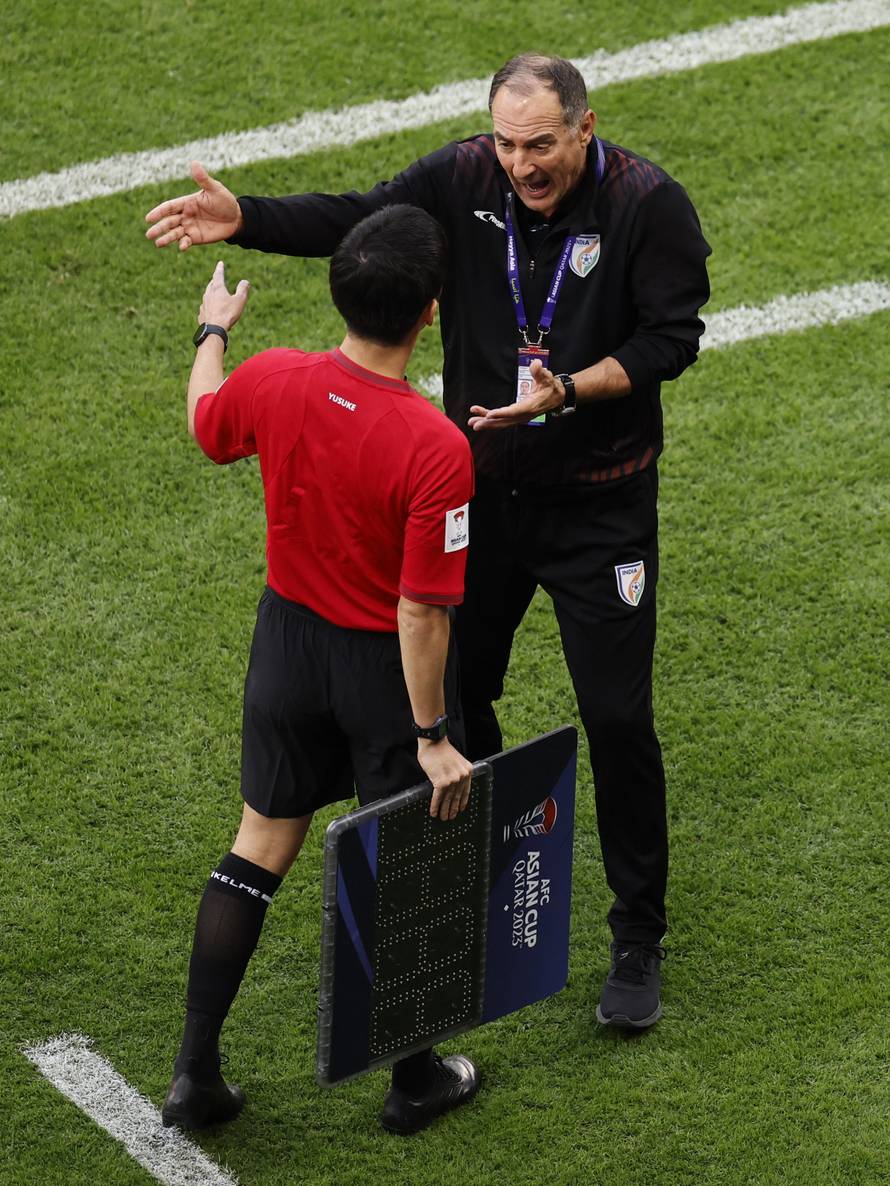 AFC Asian Cup - Group B - Australia v India