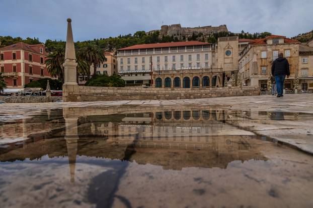 Jesenski ugođaj u gradu Hvaru