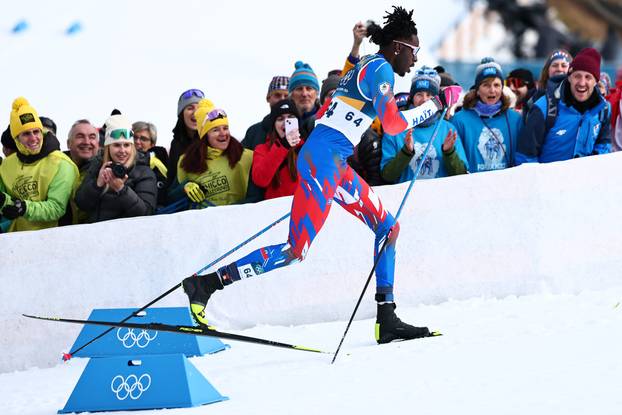 Stevenson Savart  u&scaron;ao je u povijest kao prvi ?ovjek koji je predstavljao Haiti u skija&scaron;kom tr?anju na Zimskim igrama