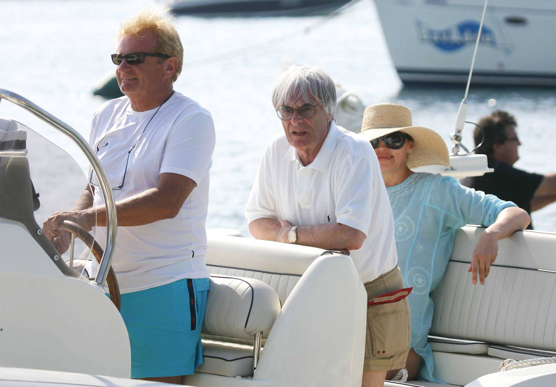 ARHIVA - Hvar: Slavica i Bernie Ecclestone brodom dolaze u restoran Antonio Patak u uvali Ždrilica