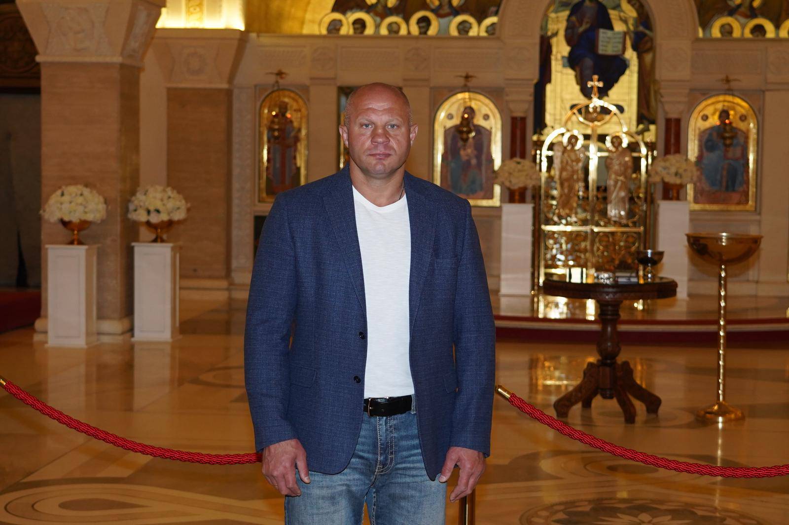 Beograd: Fedor Vladimirovich Emelianenko, jedan od najvećih svjetskih boraca posjetio je  Hram Svetog Save