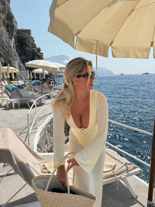 Ovih 10 instagramuša putuje i skakuće u bikinijima samo kako bi vam servirale ove fotke...