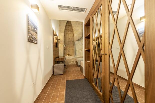 FOTO Propali biznisi hrvatskih sportaša: Krah restorana Ive Majoli, Ivanišević falija u Splitu