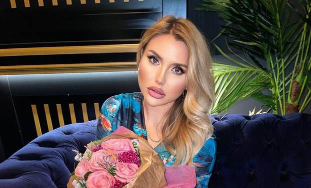 FOTO Doktorica Petra zvijezda je reality showova. Evo kako je izgledala prije desetak godina