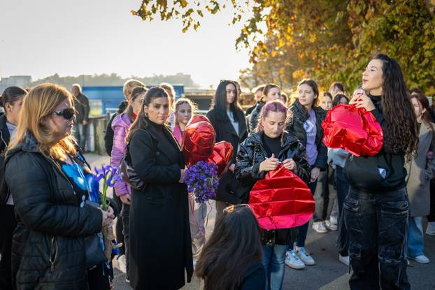 Zagreb: Na Maksimiru obožavatelji odali počast Liamu Payneu