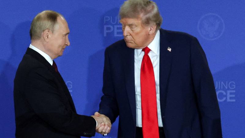 Trump sprema nezamisliv sporazum. Putin će dobiti ono što traži još od Münchena 2007?