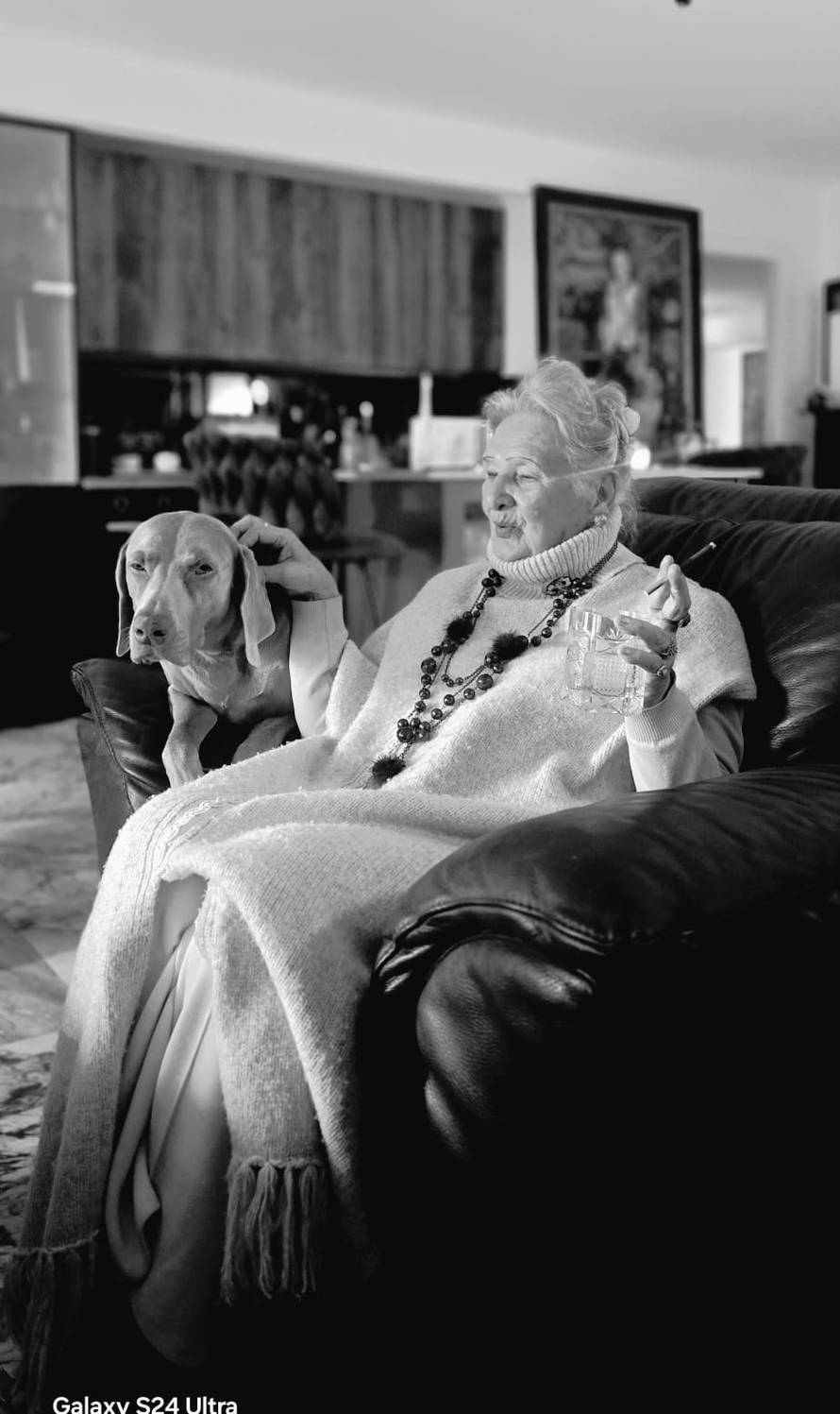 FOTO Svećenik Željko Lovrić: 'Društvo mi svaki dan prave Slavica i moj pas Dante..'