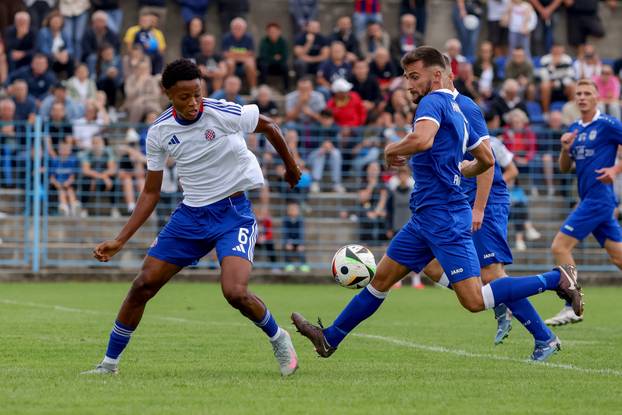 Benkovac: Prijateljska utakmica  između Velebita i Hajduka povodom 100. rođendana kluba iz Benkovca