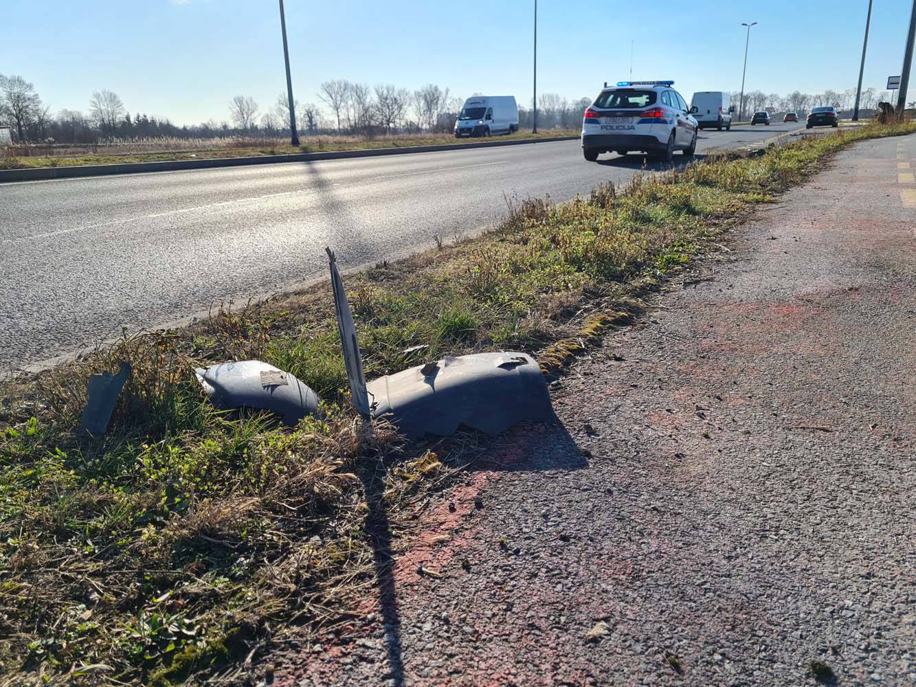 Detalji nesreće kod V. Gorice: Vozačica (77) udarila u znak pa u krivom smjeru vozila 1,2 km!