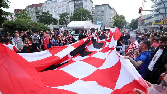 Berlin: Njemačka premijera najveće hrvatske zastave