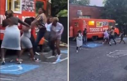 VIDEO Masovna tučnjava WNBA košarkašica pred fast foodom: Letjele su šake na sve strane