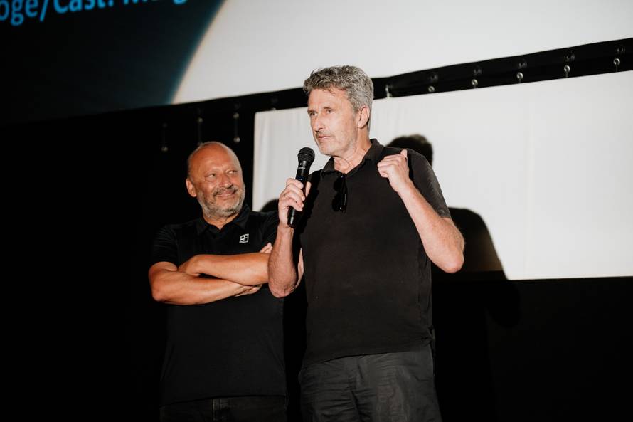 FOTO U ljetnom kinu tražila se ležaljka više: Evo kako je bilo drugog dana Slano Film Daysa