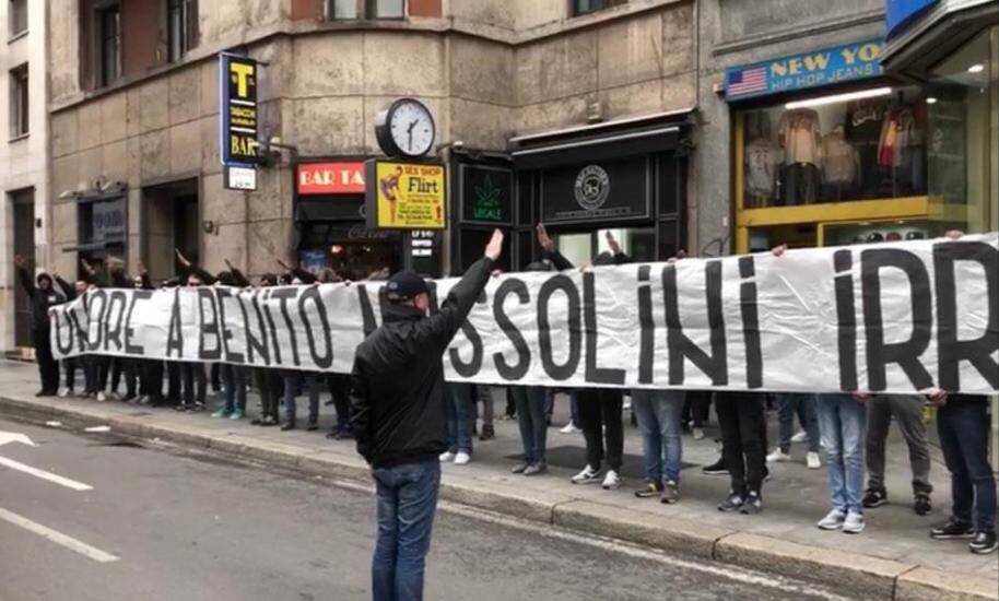 Fašistički dernek u Italiji: Slave Mussolinija, vrijeđaju Bakayoka