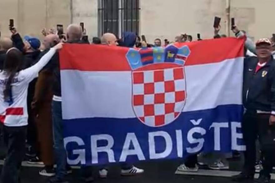 Hrvati u Parizu prije utakmice