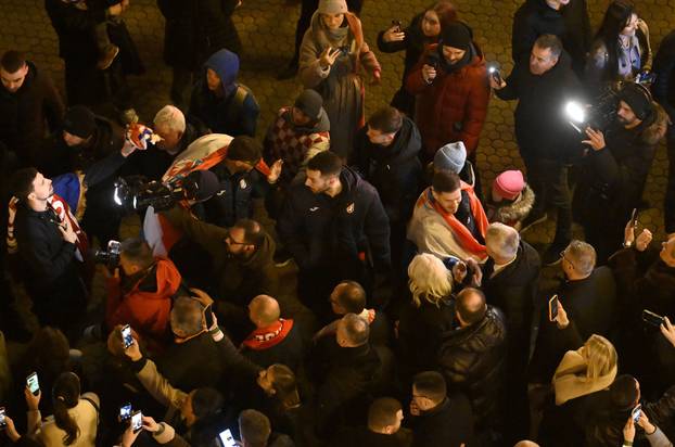 Zagreb: Docek broncanih rukometasa