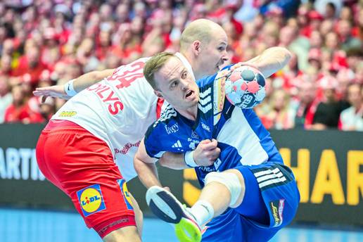 Danska - Island 31-28: Hrvatska protiv Islan&dstrok;ana za broncu, doma&cacute;in u finalu s Nijemcima