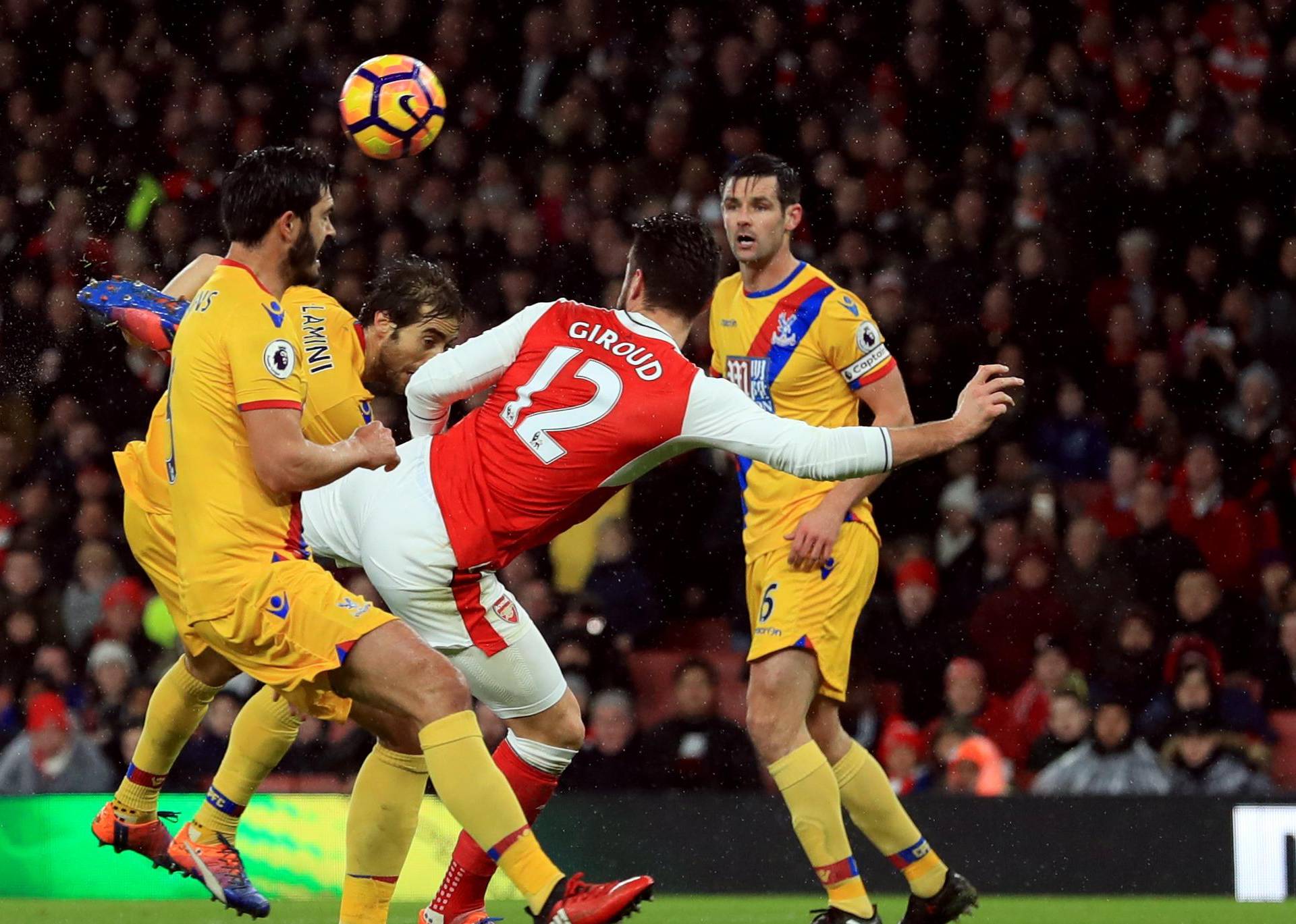 Arsenal v Crystal Palace - Premier League - Emirates Stadium