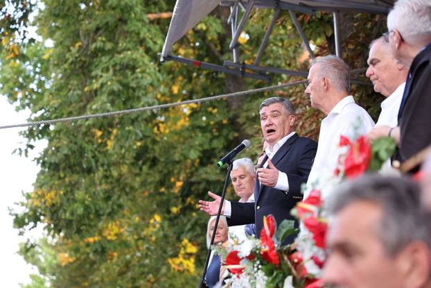 Tino Radanović slavodobitnik je 311. Sinjske alke