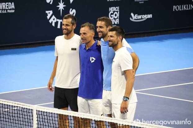 FOTO Novak Đoković pjevao i 'prosvjedovao' u Međugorju: Kumovi žele dovesti i ATP turnir
