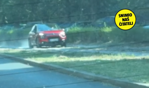 NEVJEROJATNO Pogledajte kako u Zagrebu vozi po tramvajskim tra&ccaron;nicama: 'Nije htjela stati!'