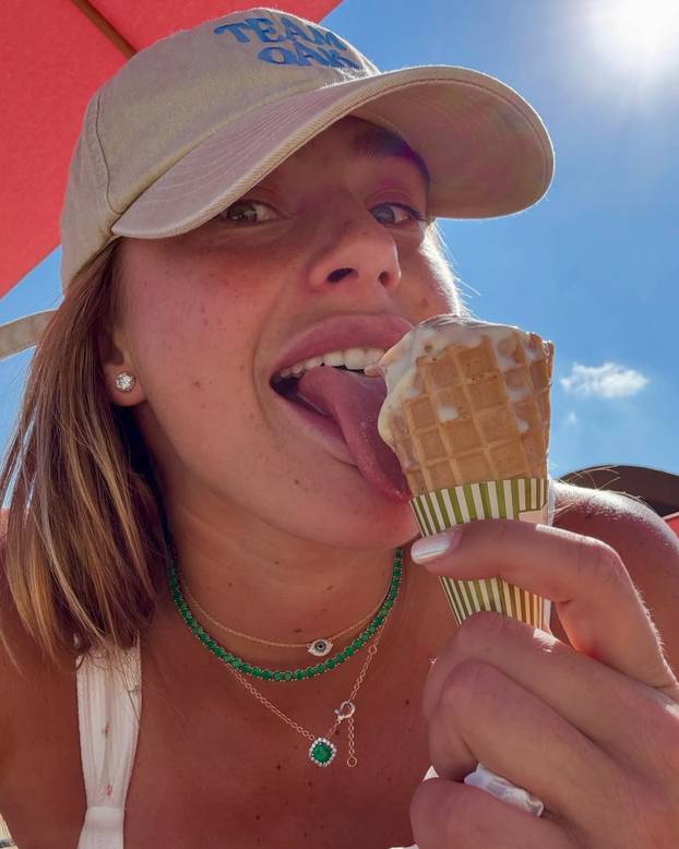 FOTO Vruće ljeto najbolje na svijetu: Skinula se za pratitelje, napunila baterije i pomela sve