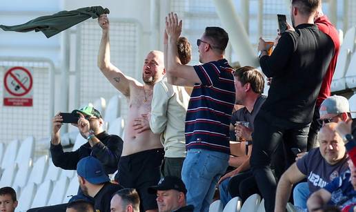 VIDEO U Kranjčevićevoj igrali 'lokosi' i Slaven, a na tribini se navijalo - protiv Tottenhama?!